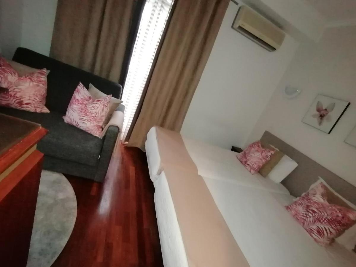 Residencial Imperial Guest house *